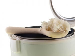 Reis-Wasser-Verhältnis im Reiskocher - wie viel Wasser benötigt der Reis?